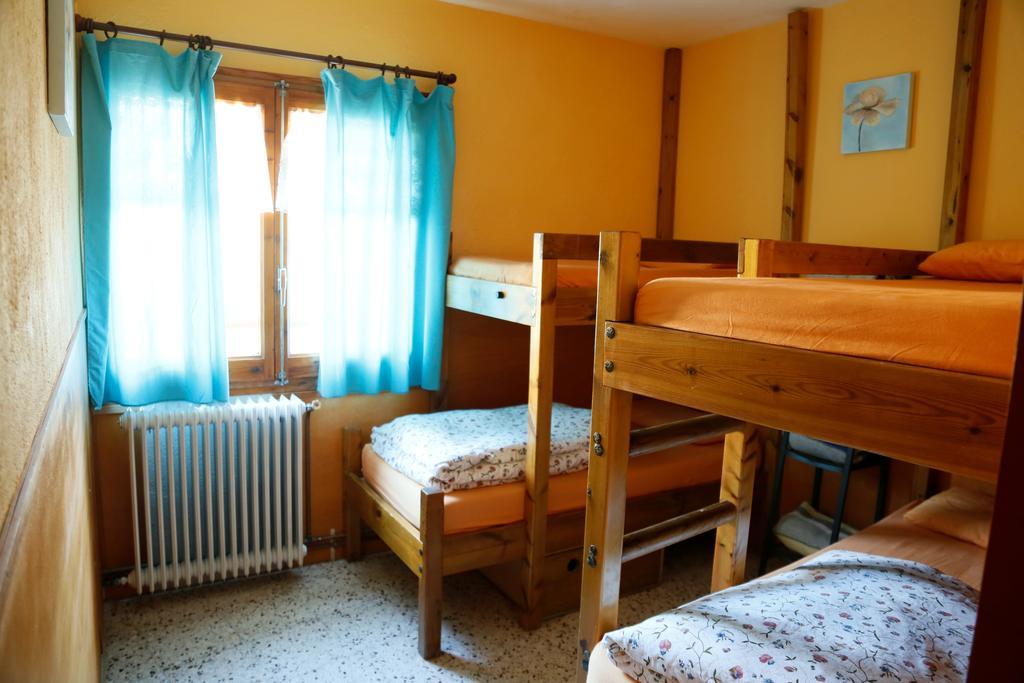 La Closa Hostel กัสเตยา-เด-นุก ภายนอก รูปภาพ