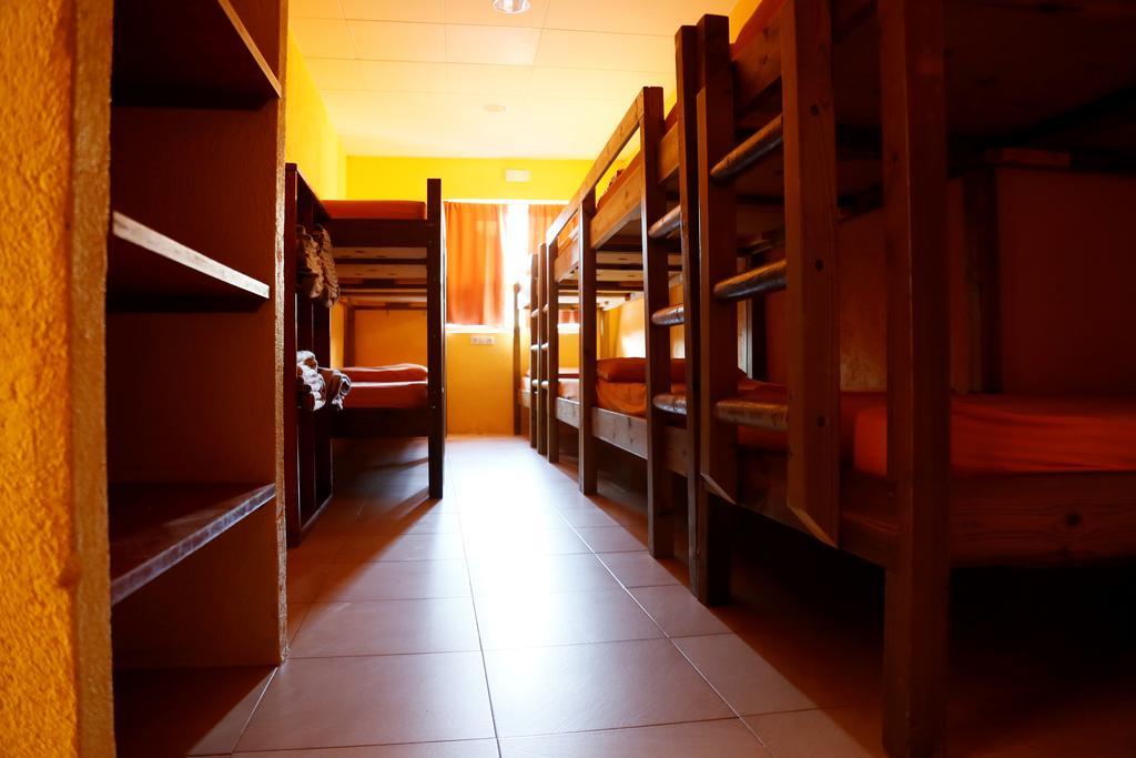 La Closa Hostel กัสเตยา-เด-นุก ภายนอก รูปภาพ