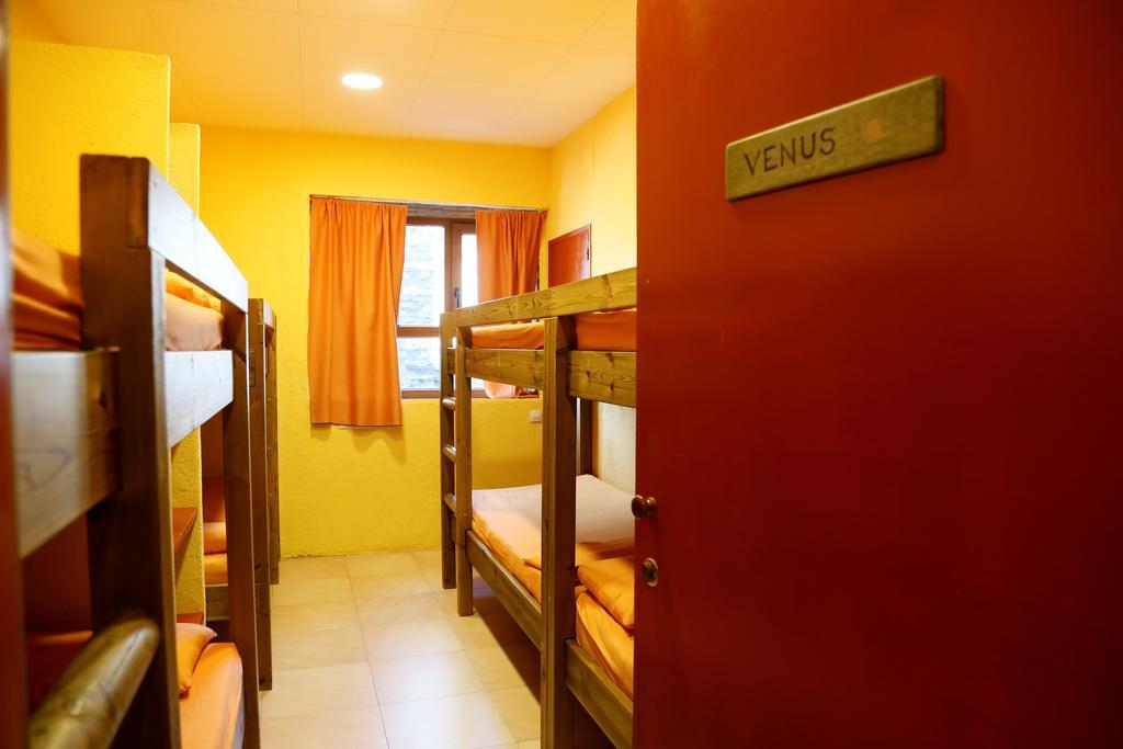 La Closa Hostel กัสเตยา-เด-นุก ภายนอก รูปภาพ